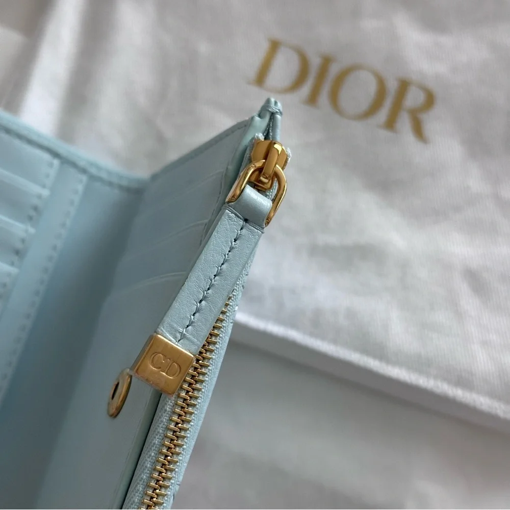 NEW unused Lady Dior Voyageur Wallet Céleste Blue Cannage Calf Leather